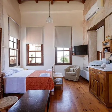 Anassa Townhouse, In Rethymno's Old Center Retimno