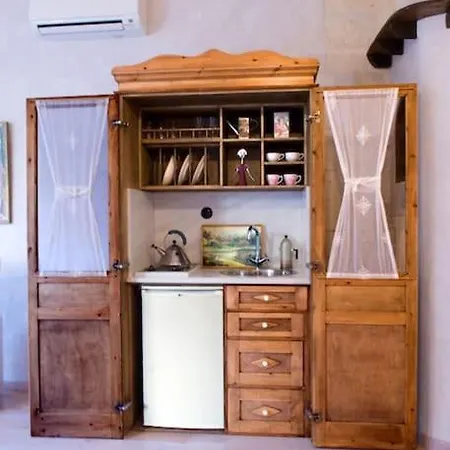 Anassa Townhouse, In Rethymno's Old Center Holiday home *