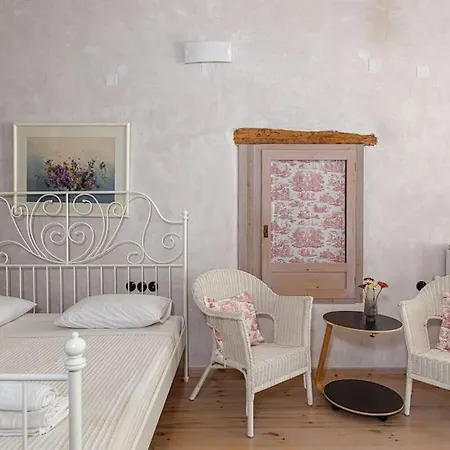 Anassa Townhouse, In Rethymno's Old Center Rethymno (Crete)